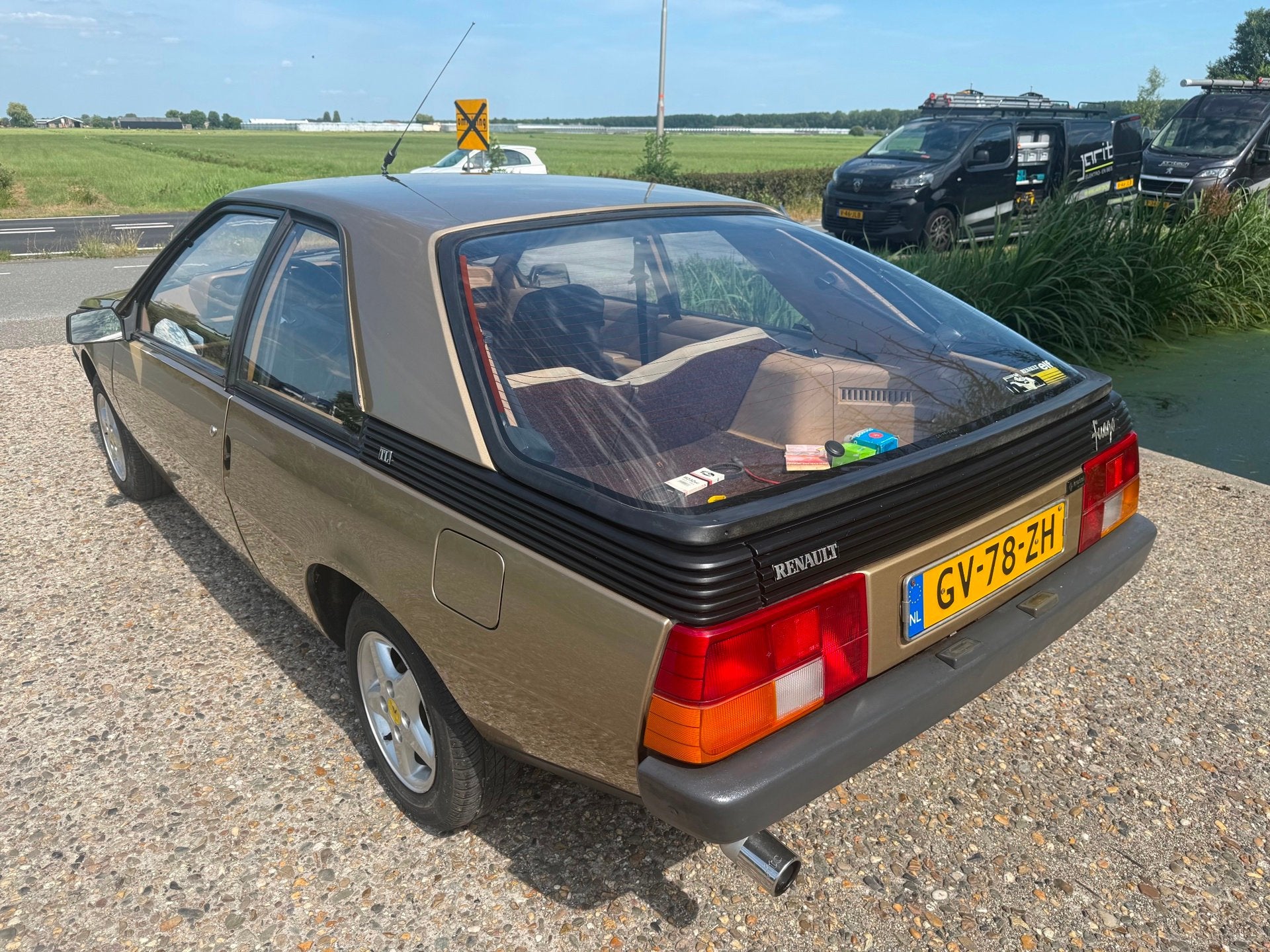 Renault Fuego TL UNIEK uit een privé collectie en heel netj, foto 5