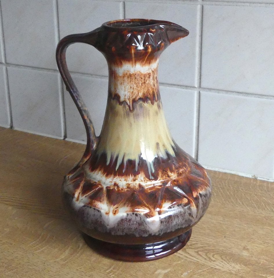 Strehla 9009 vintage vaas West-Germany druipglazuur caramel, Ophalen of Verzenden, Gebruikt, Overige kleuren, Steen/keramiek