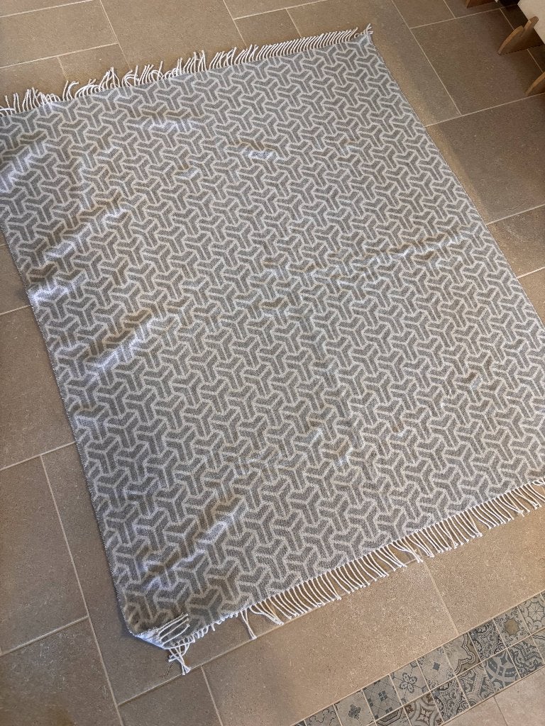 Plaid 2 kleurig, Ophalen, 200 cm, Nieuw, 150 cm