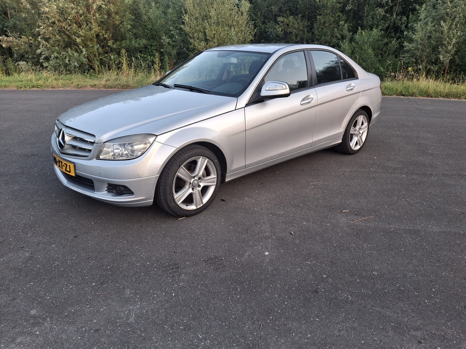 Mercedes Benz C 180 kompressor  (2007), Auto's, Mercedes-Benz, Automaat, Stof, 1800 kg, Zwart
