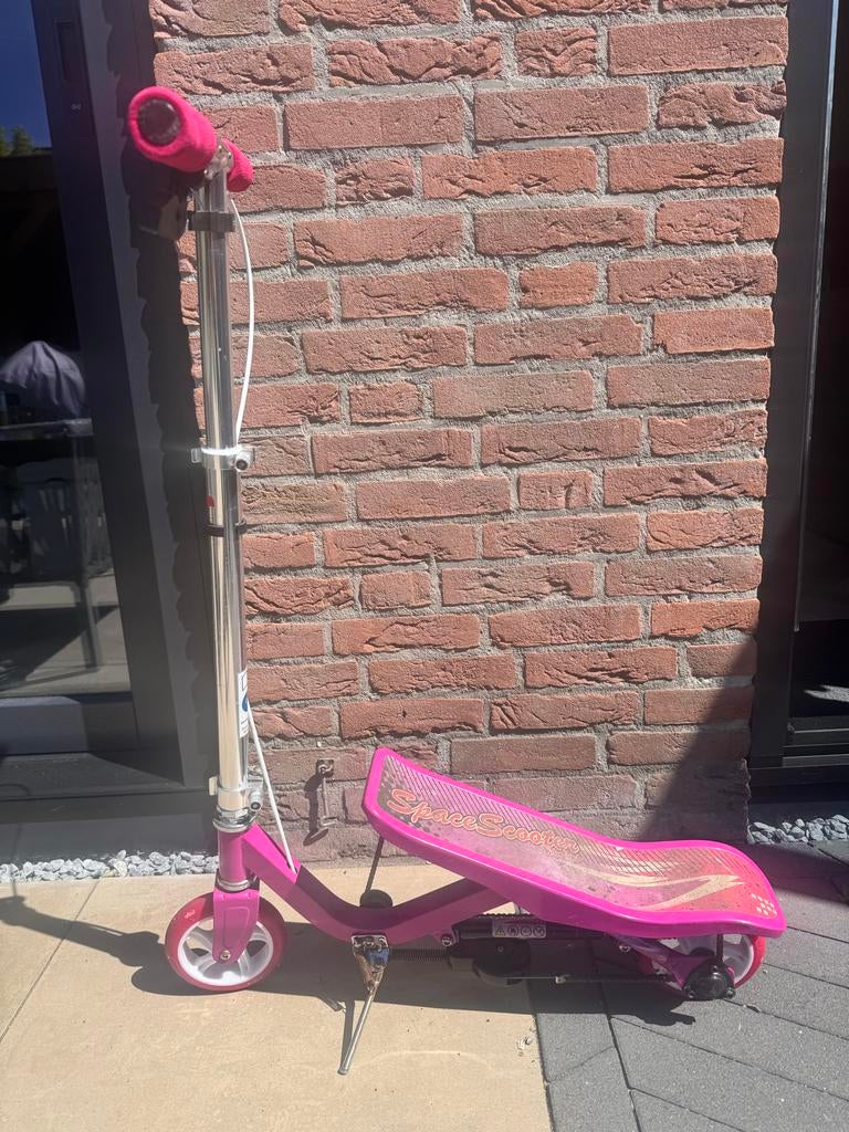 Roze Space Scooter voor kinderen, Fietsen en Brommers, Ophalen, Gebruikt, Overige typen