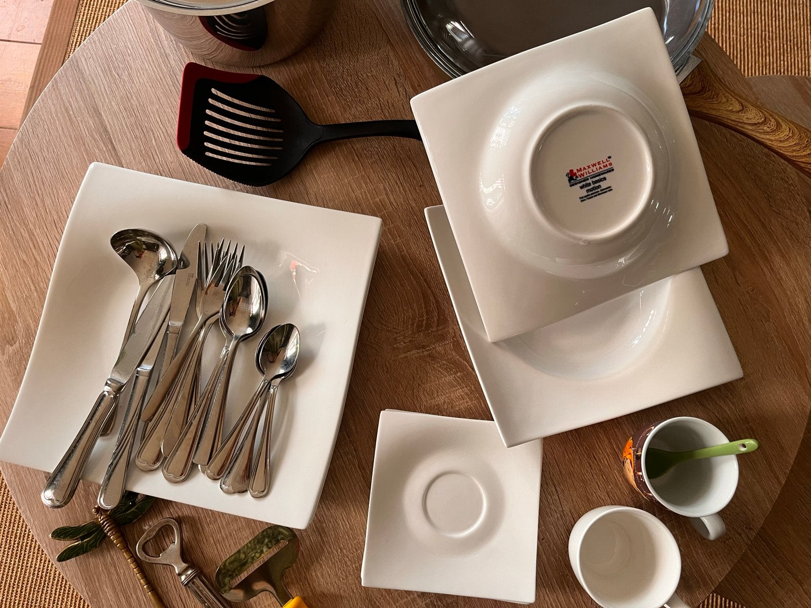 Maxwell & Williams servies, Courtier pan, bestek en meer, Gebruikt, Overige merken, Overige typen, Ophalen of Verzenden