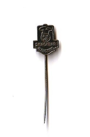 leuke volmetaal speld Snackbar H. Musters, Ophalen of Verzenden, Overige onderwerpen, Speldje of Pin