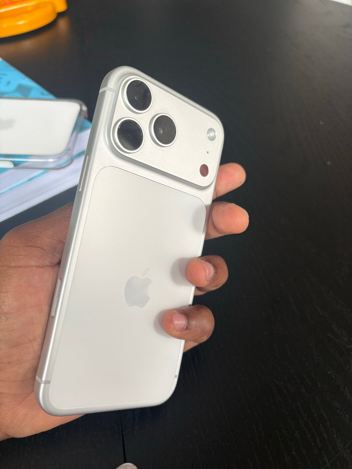 iPhone 17 Pro Max - Zo goed als nieuw, Overige modellen, Zo goed als nieuw, Zonder simlock, Zonder abonnement