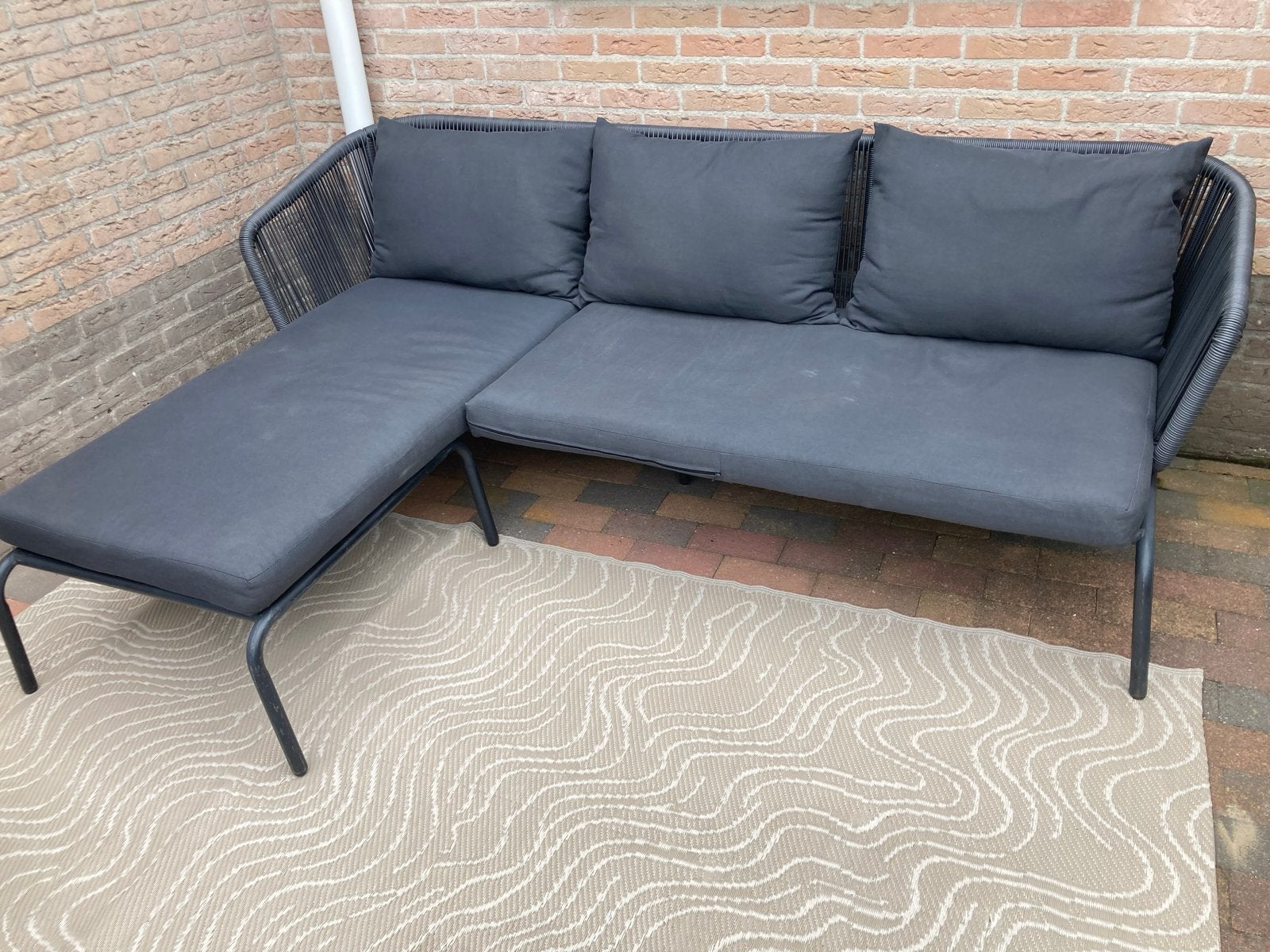 Gebruikte Loungebank met kussens, Tuin en Terras, Tuinsets en Loungesets, Ophalen, Overige materialen, Gebruikt, 3 zitplaatsen