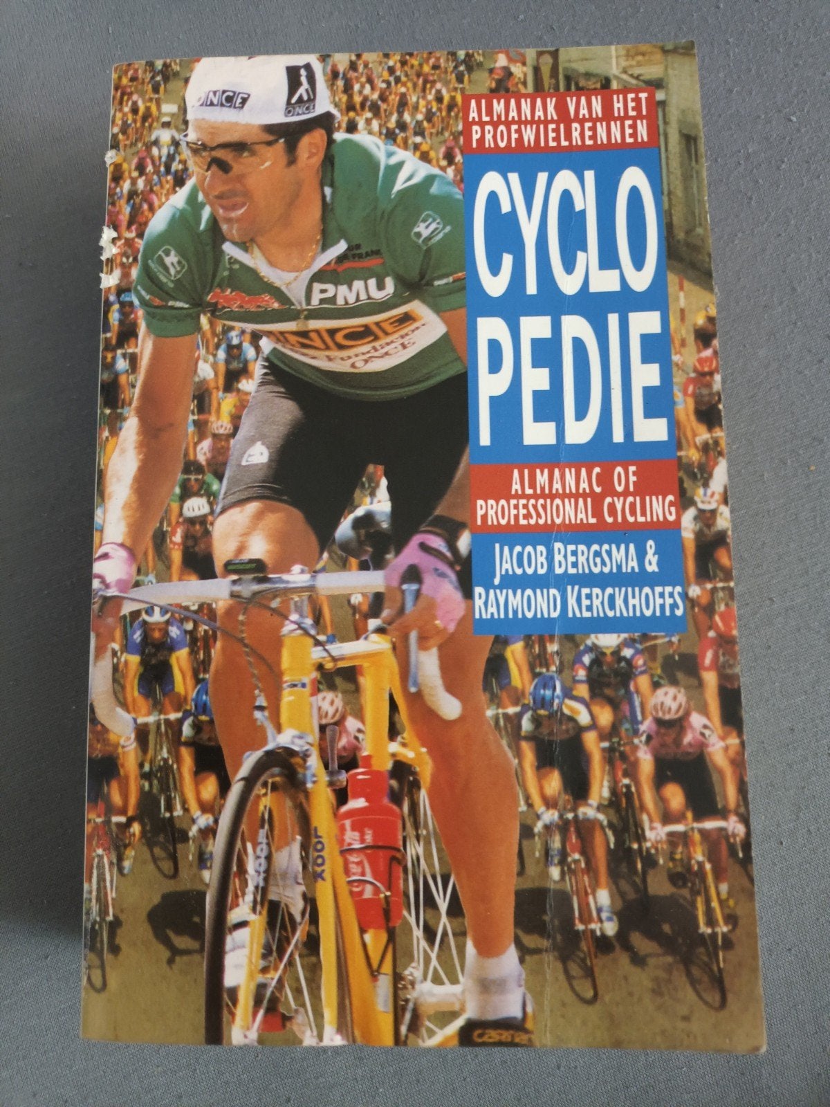Cyclopedie: Almanak van het Profwielrennen, Ophalen of Verzenden, Gelezen, Jacob Bergsma & Raymond Kerckhoffs, Lopen en Fietsen