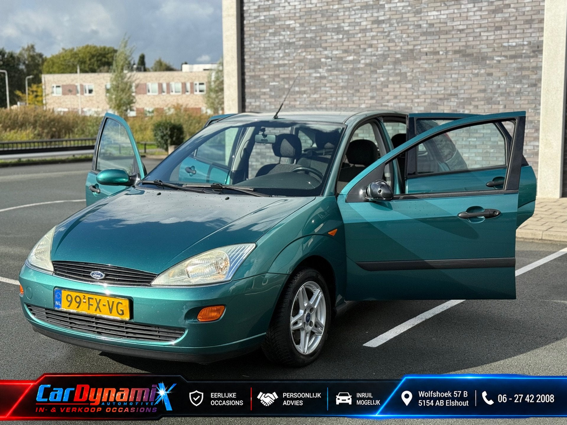 Ford Focus 1.6-16V Ghia | Automaat | Airco | PDC | Nwe APK, 1596 cc, 101 pk, Gebruikt, 4 cilinders