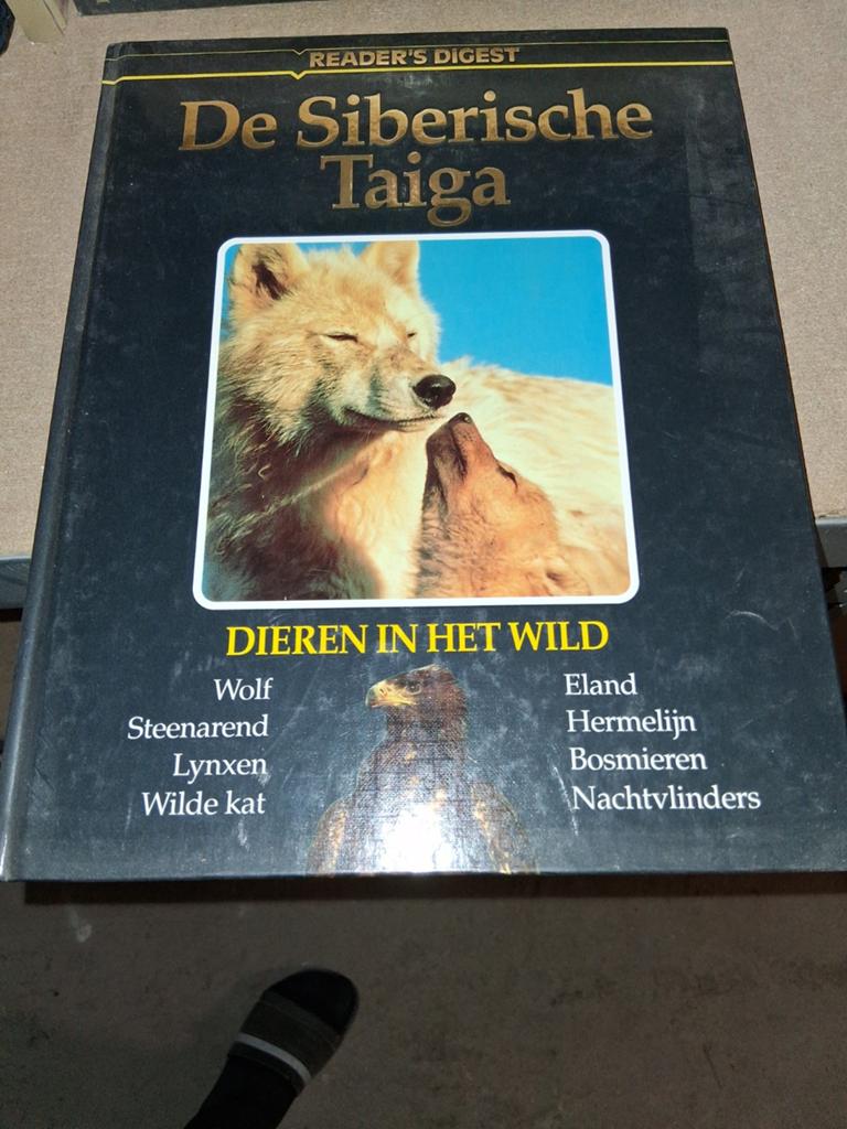 De Siberische Taiga - Dieren in het Wild Reader's Digest, Boeken, Ophalen of Verzenden, Gelezen, Natuur algemeen, Reader's Digest