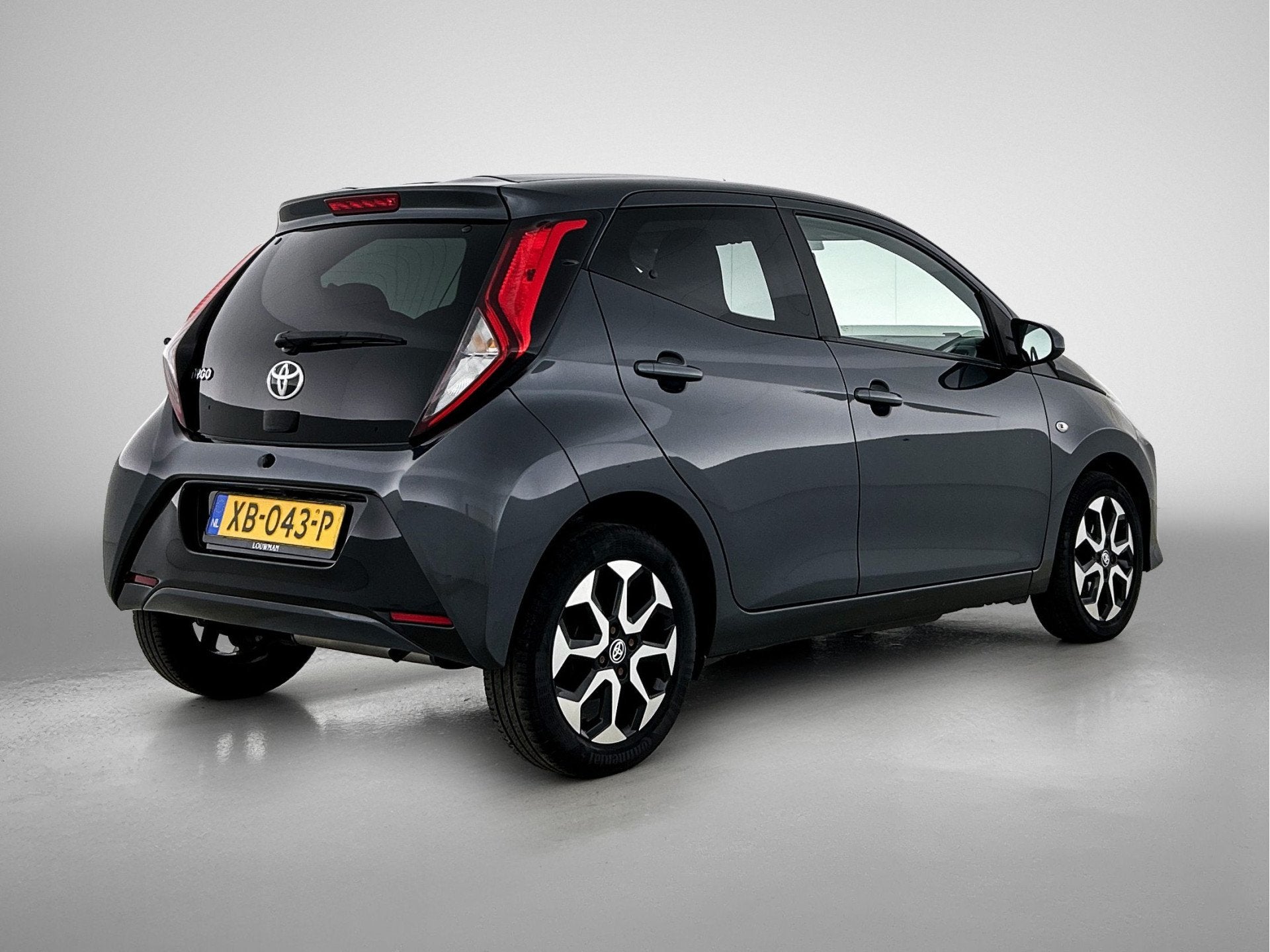 Toyota Aygo 1.0 VVT-i x-clusiv | Apple Carplay&Android Auto, Voorwielaandrijving, 12 maanden, Stof, Gebruikt