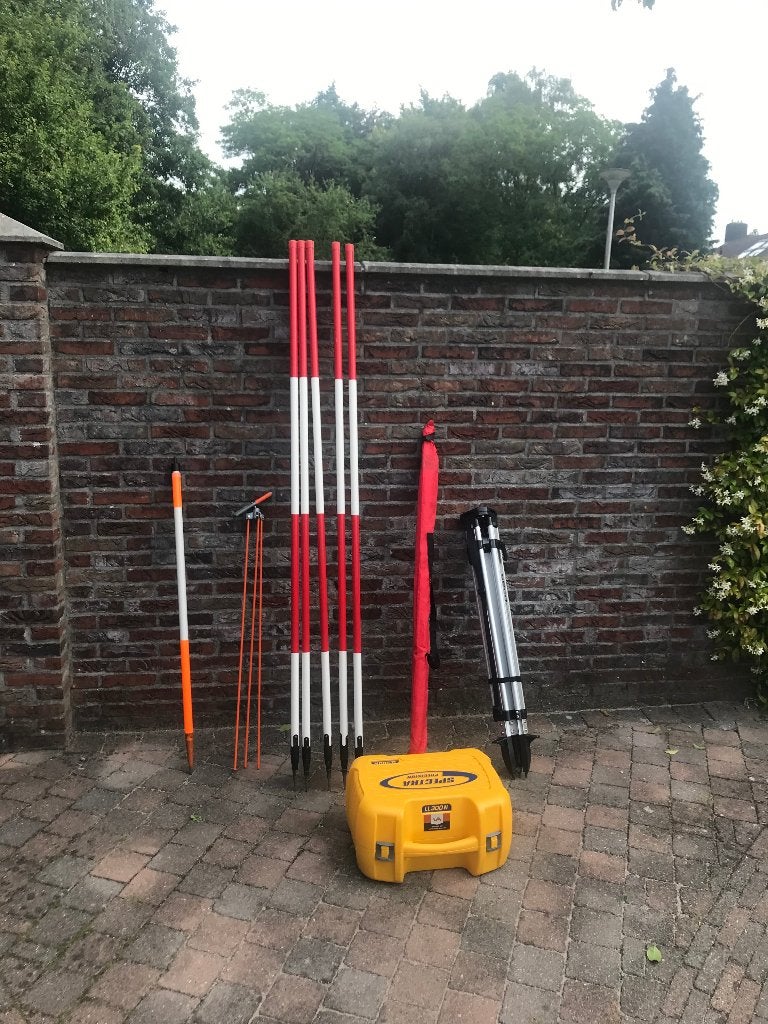 Laser waterpas Spectra LL300N, Doe-het-zelf en Verbouw, Meetapparatuur, Ophalen, Zo goed als nieuw, Overige meters