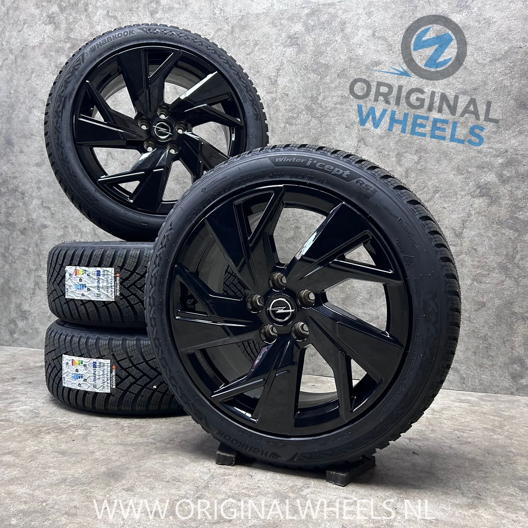 DIV. 17 inch originele velgen + winterbanden Opel Astra L, Auto-onderdelen, -, -, Banden en Velgen, Nieuw