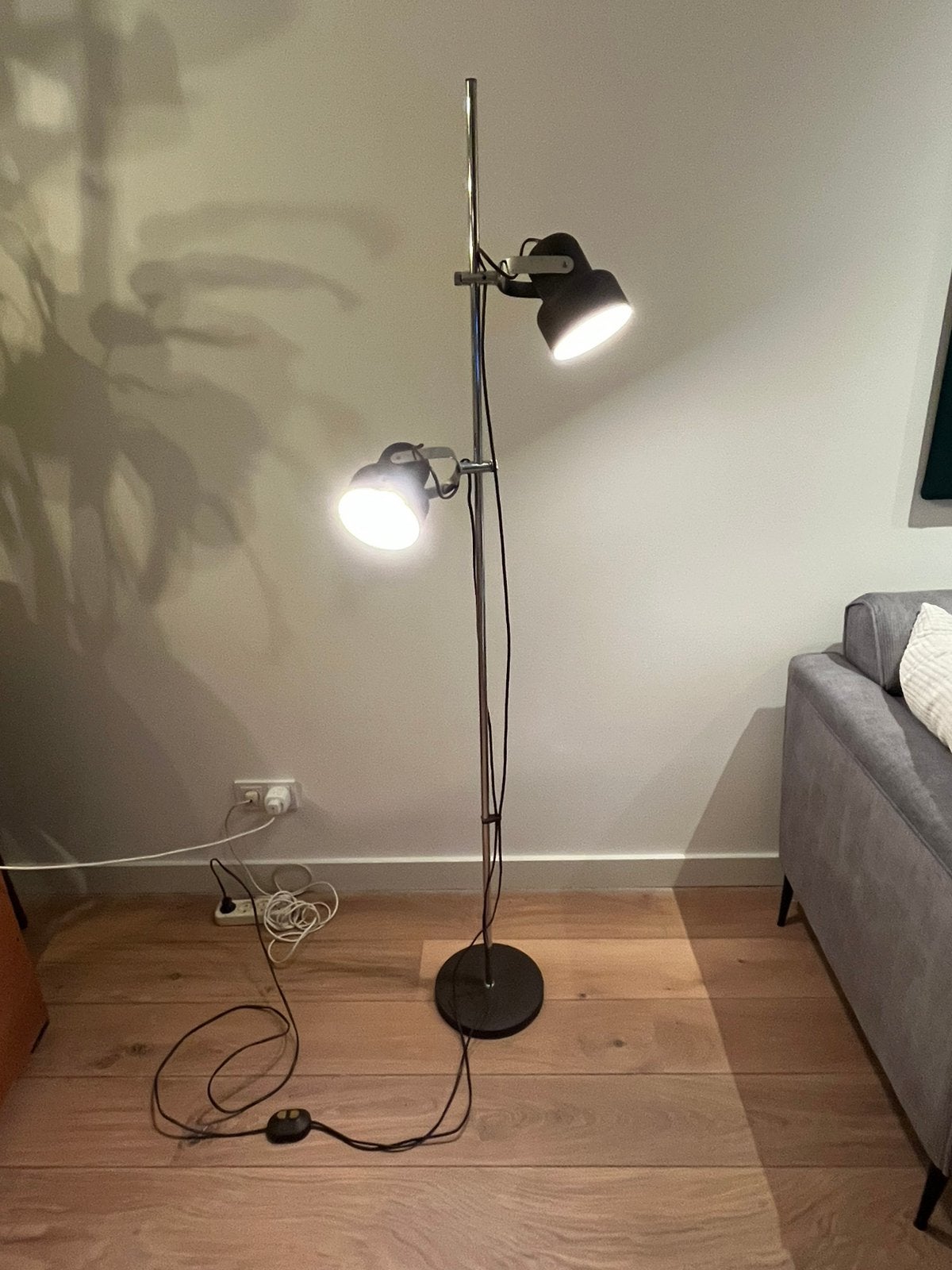 Vintage vloerlamp chroom met 2 bruine spots Dijkstra?, Huis en Inrichting, Ophalen, Gebruikt, Vintage, E27 (groot)
