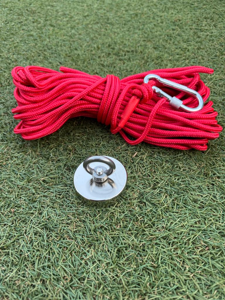 Nieuw! 20m touw en magneet 150 kg trekkracht, Hobby en Vrije tijd, Overige Hobby en Vrije tijd, Ophalen of Verzenden, Nieuw