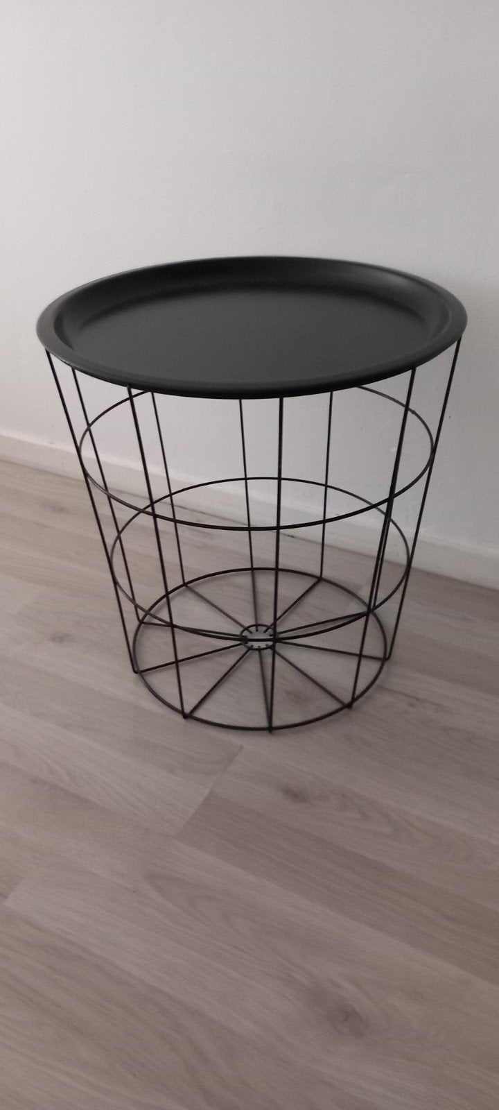draadmand tafeltje., Huis en Inrichting, Ophalen, Rond, Metaal of Aluminium, Minder dan 55 cm