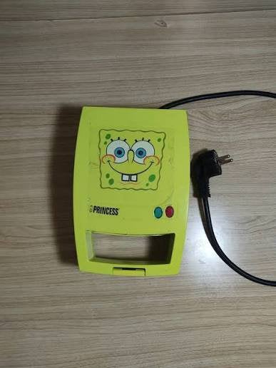 Gezocht  Tosti-apparaat SpongeBob, Witgoed en Apparatuur, Contactgrills, Ophalen of Verzenden, Zo goed als nieuw