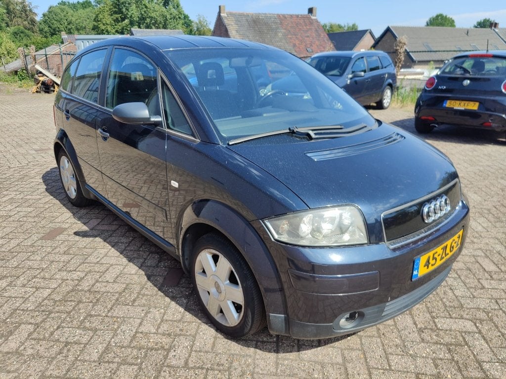 Audi A2 1.4, bj 2001,apk t/m 02-2027, Voorwielaandrijving, 74 pk, 31 €/maand, Zwart