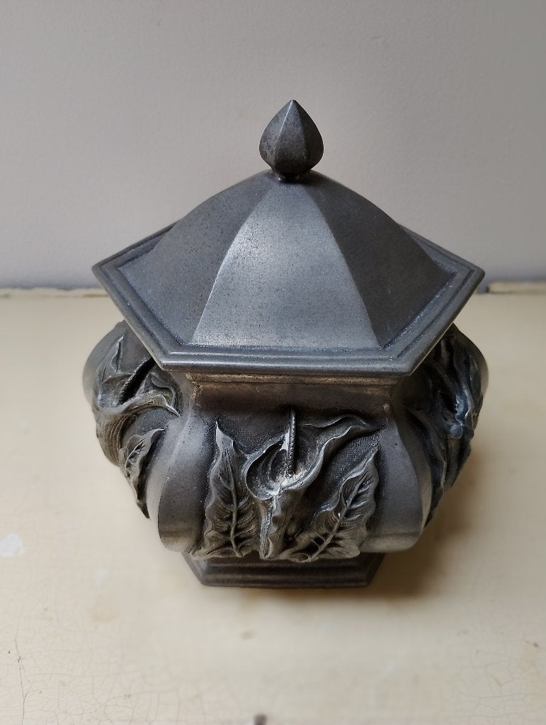 Antieke tinnen pot met reliëfs Art Nouveau Jugendstil stijl, Ophalen of Verzenden
