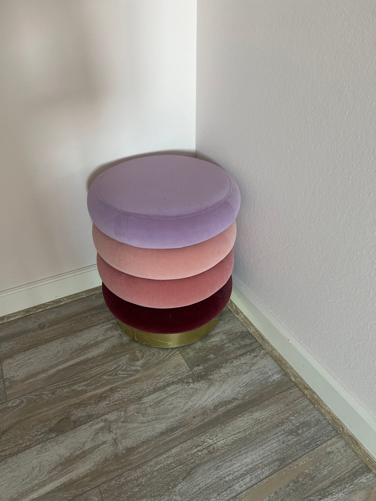 Stijlvolle poef in macaron-stijl, fluweel, diverse kleuren, Huis en Inrichting, Ophalen, Minder dan 50 cm, Nieuw, Stof