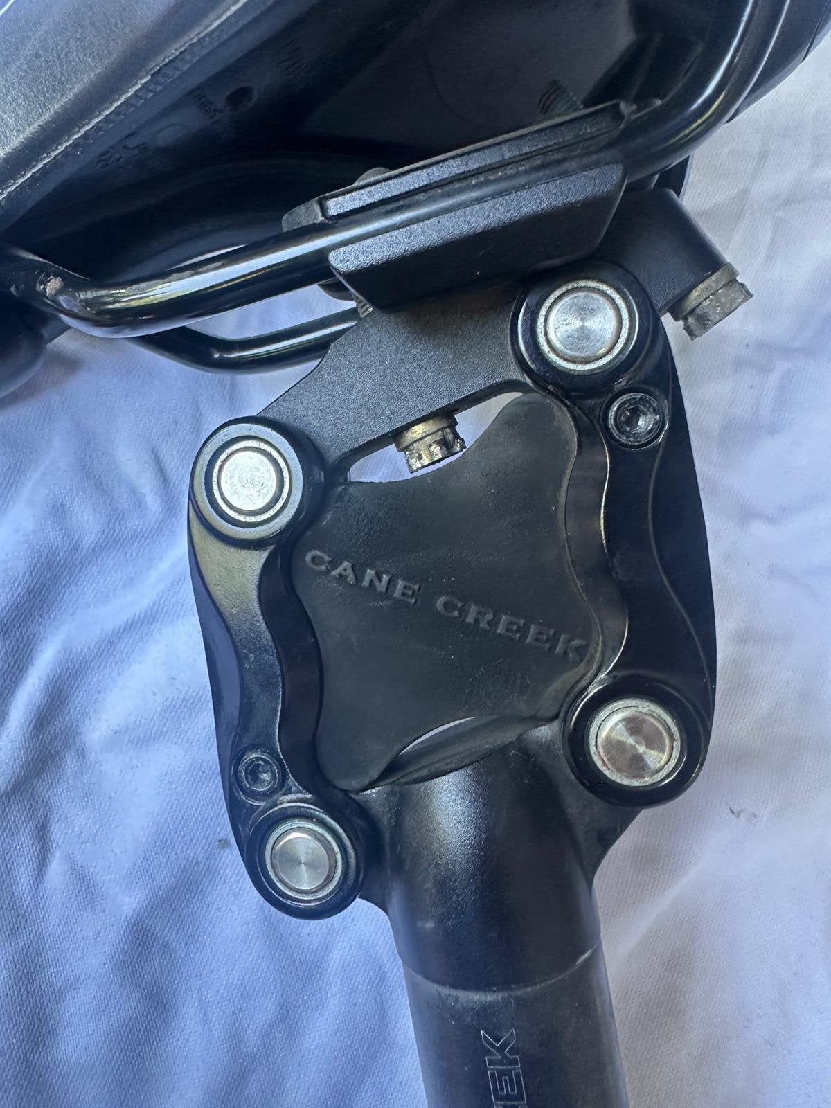 Cane Creek thudbuster verende zadelpenvering met zadel, Ophalen of Verzenden