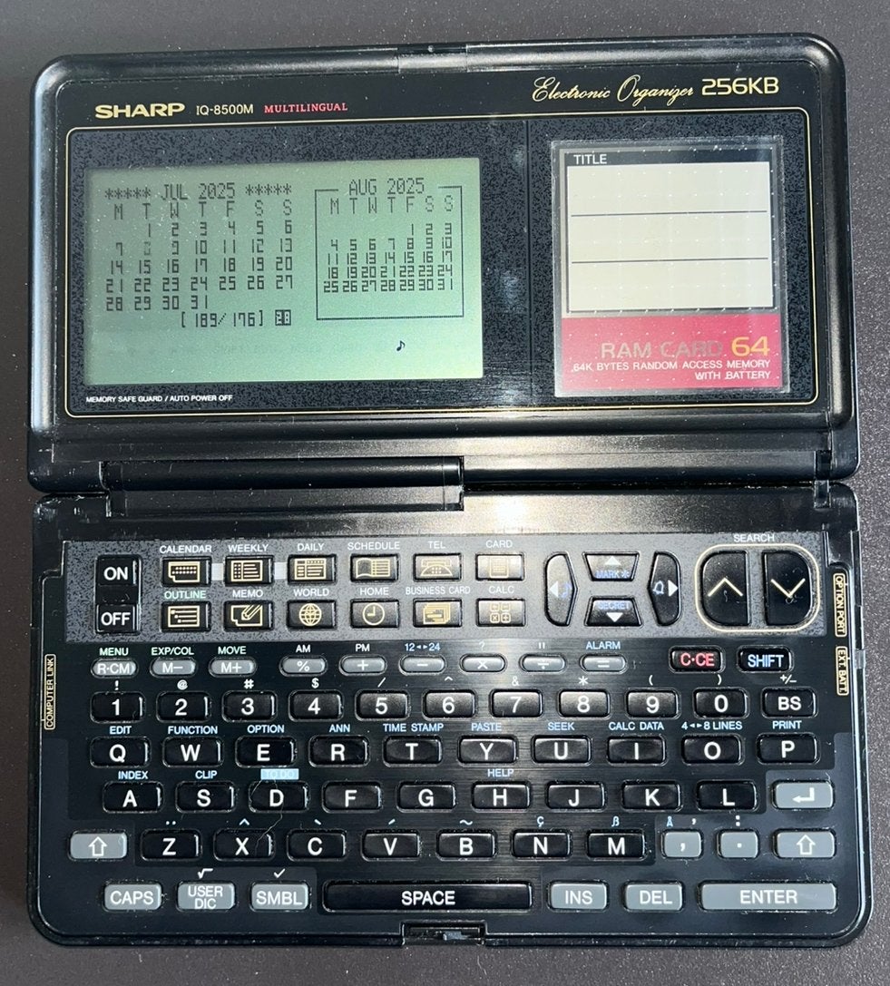 Sharp IQ-8500M Multilingual Electronic Organizer 256KB, Ophalen of Verzenden, Gebruikt