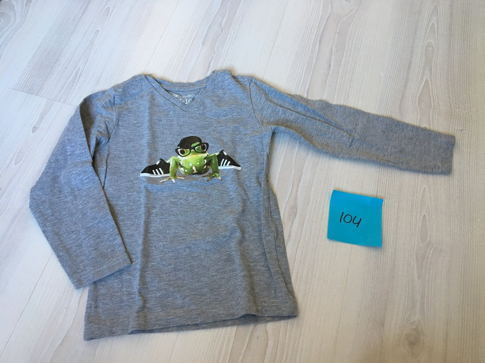 WE shirt maat 104, Kinderen en Baby's, Kinderkleding | Maat 104, Ophalen, Zo goed als nieuw, Jongen, Shirt of Longsleeve