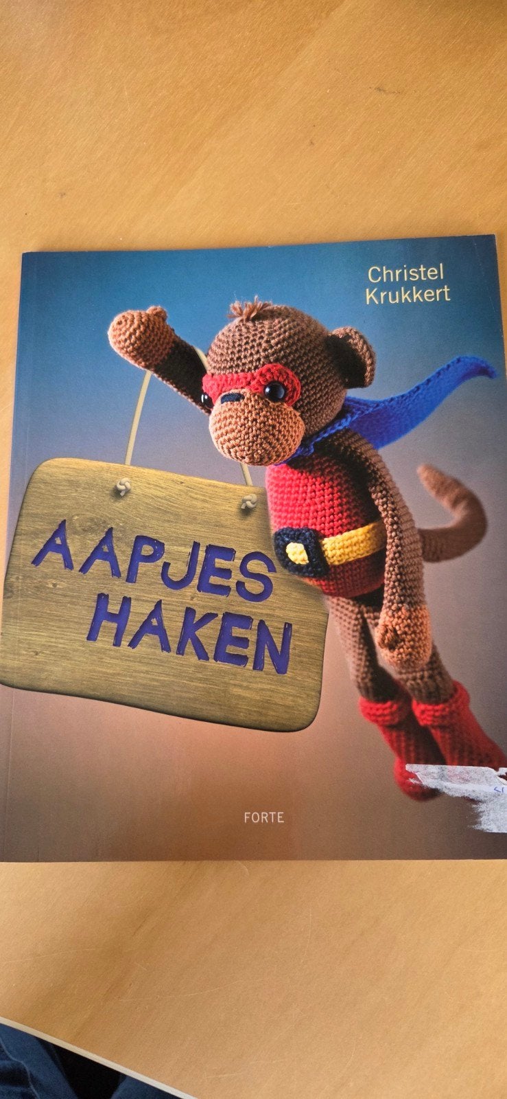 Aapjes Haken - Christel Krukkert (Boek), Hobby en Vrije tijd, Ophalen of Verzenden, Zo goed als nieuw, Haken, Patroon of Boek