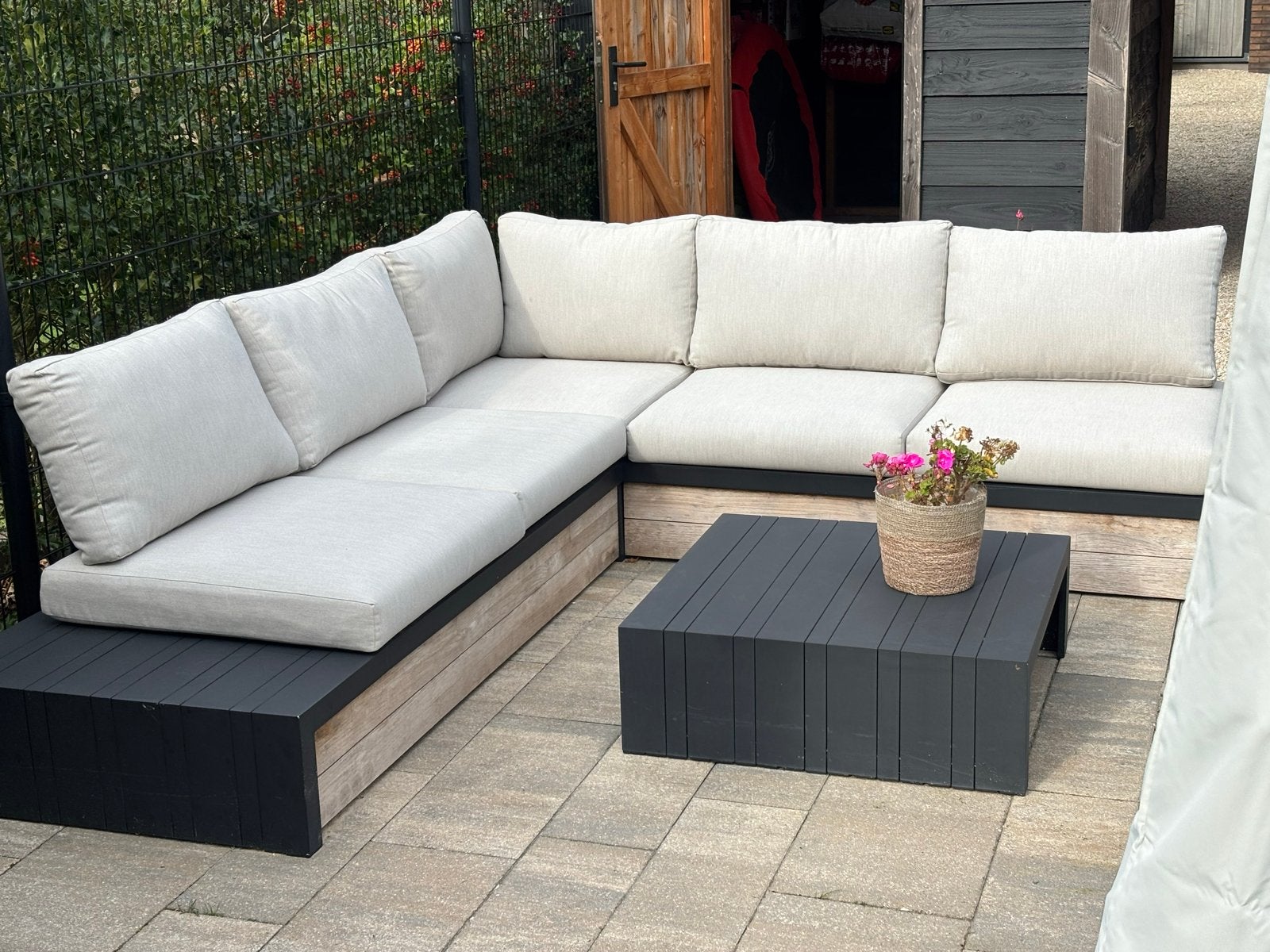 Loungeset met kussens en beschermhoezen, Meer dan 8 zitplaatsen, Ophalen of Verzenden, Zo goed als nieuw, Loungeset