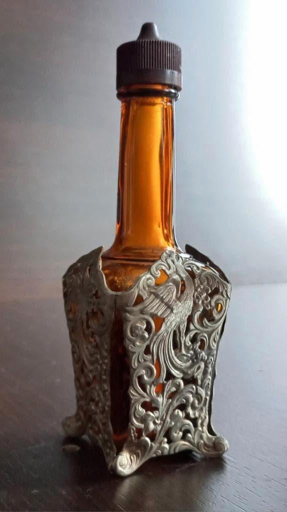 Maggihouder met Flesje ,met prachtige details, Antiek en Kunst, Ophalen of Verzenden