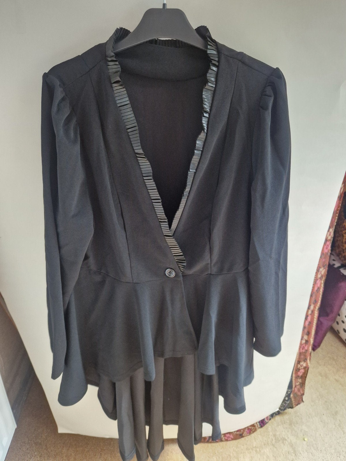 Zwarte peplum blazer XL  gothic jurk stijl, Ophalen of Verzenden, Zo goed als nieuw, Maat 46/48 (XL) of groter, Zwart