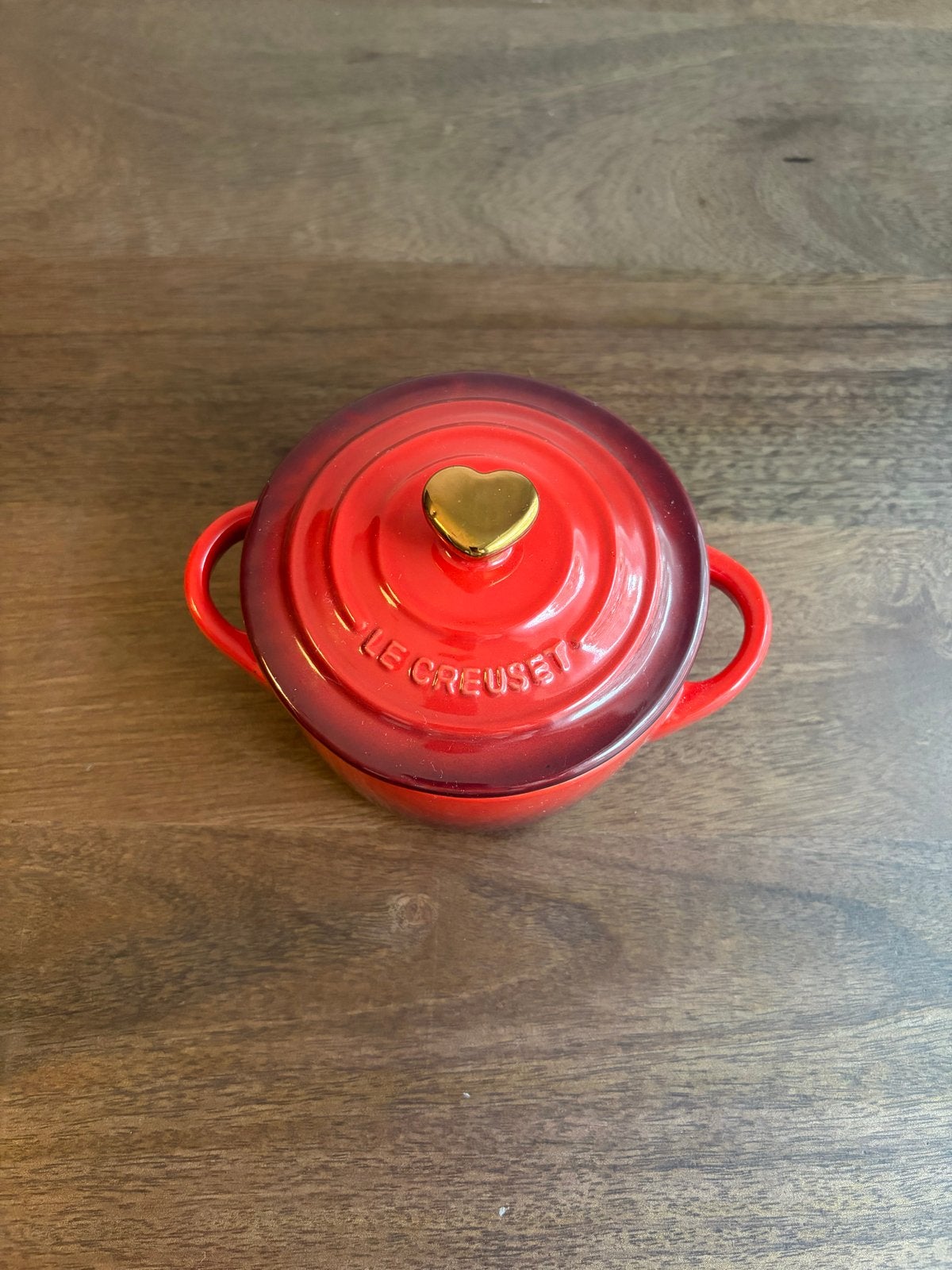 Le Creuset Mini Cocotte Rood met Hartknopje, Le Creuset, Overige typen, Nieuw, Ophalen of Verzenden
