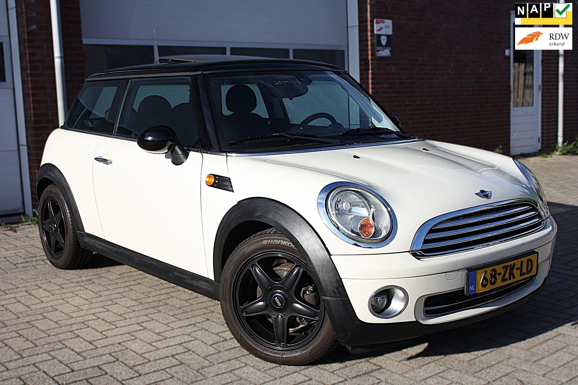 Mini Mini 1.6 Cooper Pepper - Panorama dak - Airco - Nap - 6, Auto's, Mini, Voorwielaandrijving, Gebruikt, 750 kg, 4 cilinders