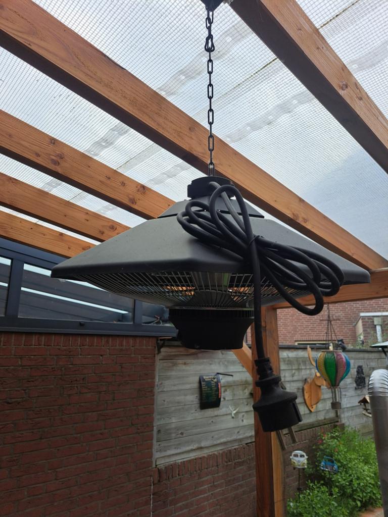 Hangende Terrasverwarmer - Elektrisch, Tuin en Terras, Ophalen of Verzenden, Zo goed als nieuw, Elektrisch, Plafond