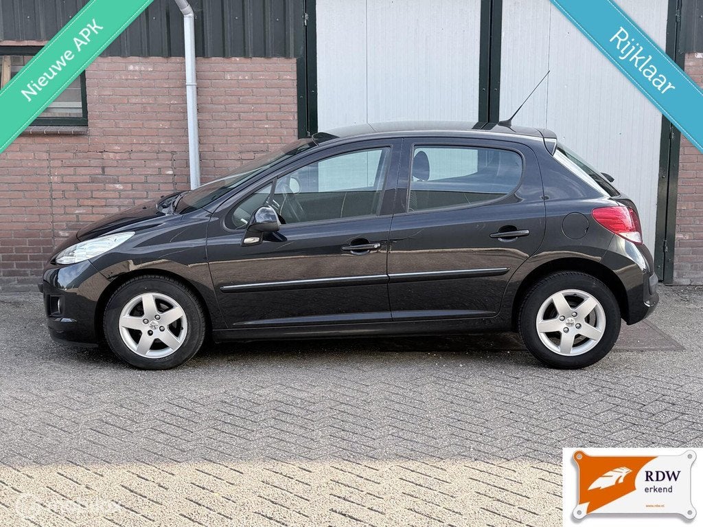 Peugeot 207 1.4 VTi Blue Lease Executive NAP/NWE APK/NAVIGAT, Voorwielaandrijving, Euro 5, Gebruikt, 1064 kg
