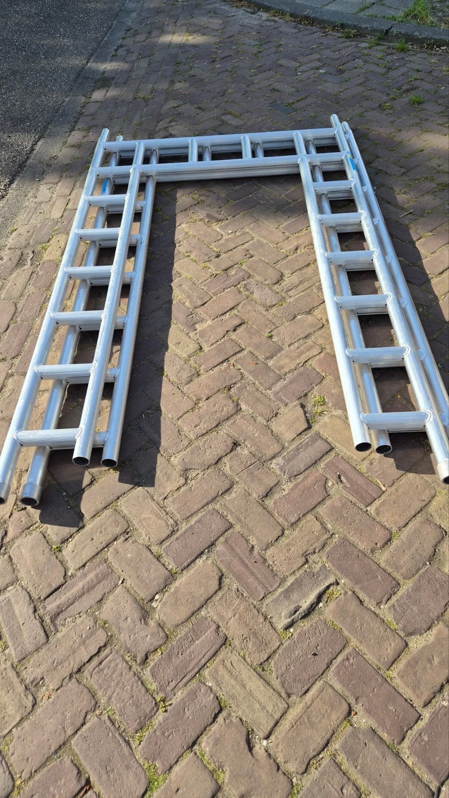 Te koop 2 nog nieuwe doorloop frames, Ophalen of Verzenden, Euroscaffold