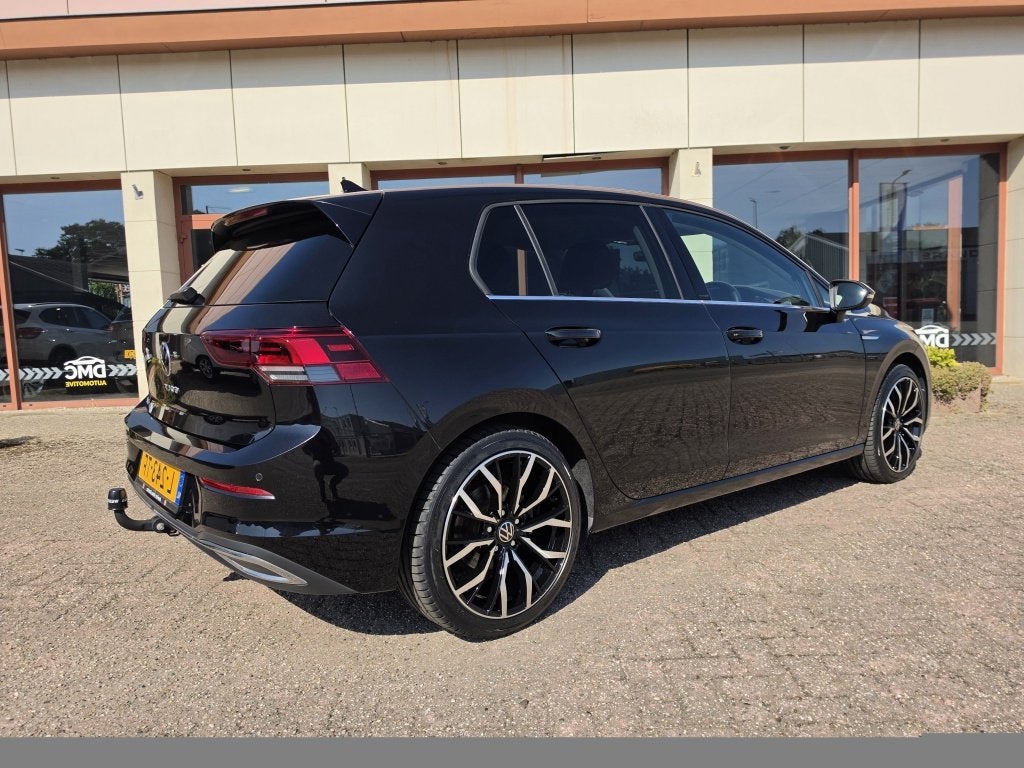 Volkswagen Golf 1.5 eTSI Style edition | Clima | Navi | ACC, Stof, 4 cilinders, Zwart, Bedrijf