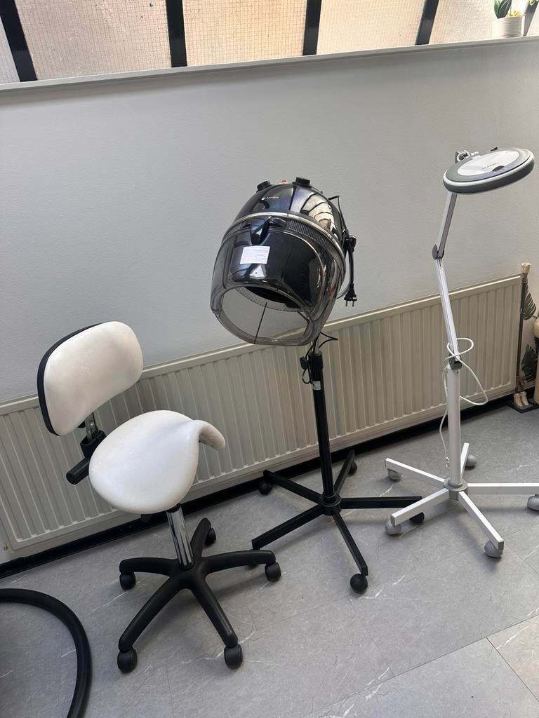 Mooi instelbare kruk droogkap niuewe  en schonheid lamp, Ophalen of Verzenden, Zo goed als nieuw, Apparaat