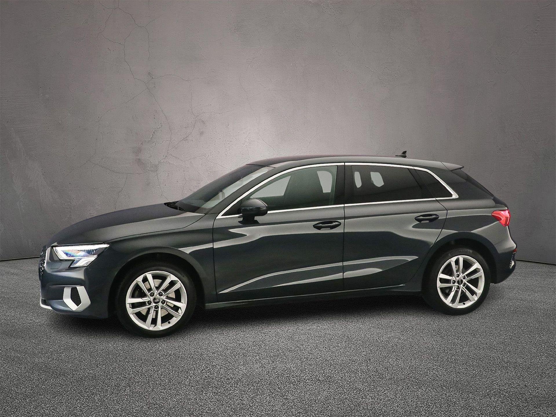 Audi A3 Sportback 30 TFSI Business edition | Apple/Android P, Stof, Gebruikt, Origineel Nederlands, Bedrijf