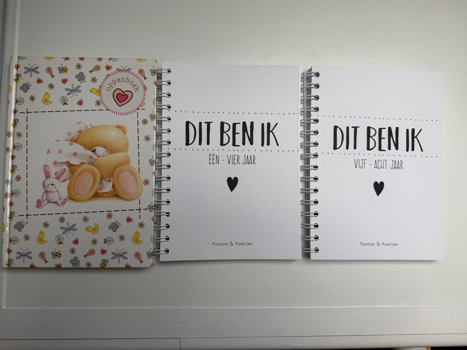 Oppasboek en Dit Ben Ik boeken (1-8 jaar), Ophalen, Zo goed als nieuw, Uitklap-, Voel- of Ontdekboek, 1 tot 2 jaar