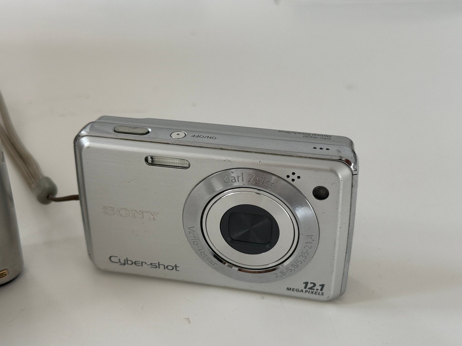 Casio EX-F100 & Sony DSC-W230 Digitale Camera's (zonder lade, Casio, Gebruikt, Verzenden, Sony