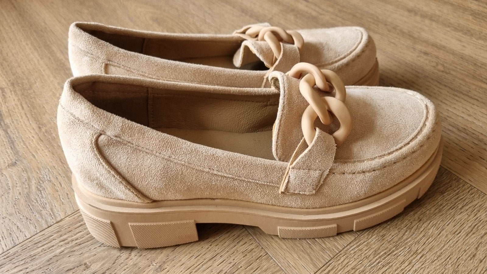 Damesschoen mt38 nieuw, Beige, Nieuw, Ophalen of Verzenden, Sneakers of Gympen