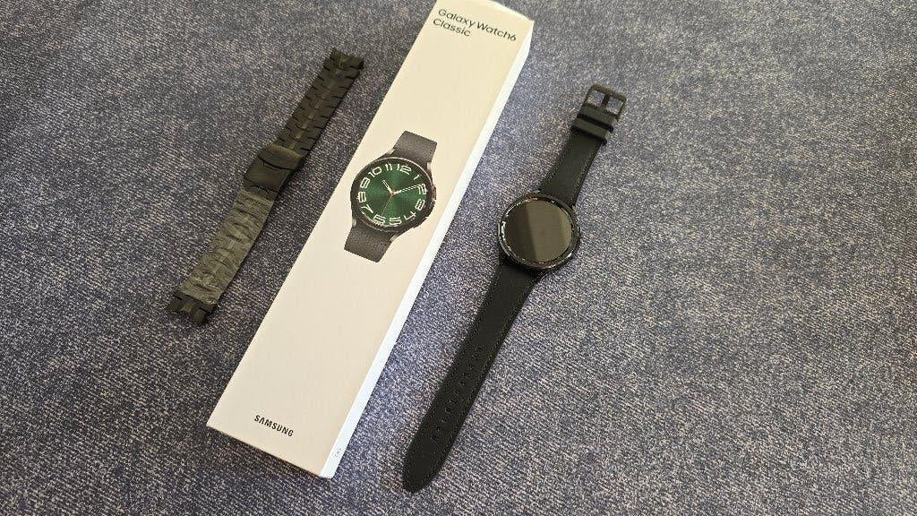 ZGAN Samsung Galaxy Watch 6 Classic 47mm ongebruikt bandje., Sieraden, Tassen en Uiterlijk, Smartwatches, Ophalen, Zwart, Samsung ⌚️