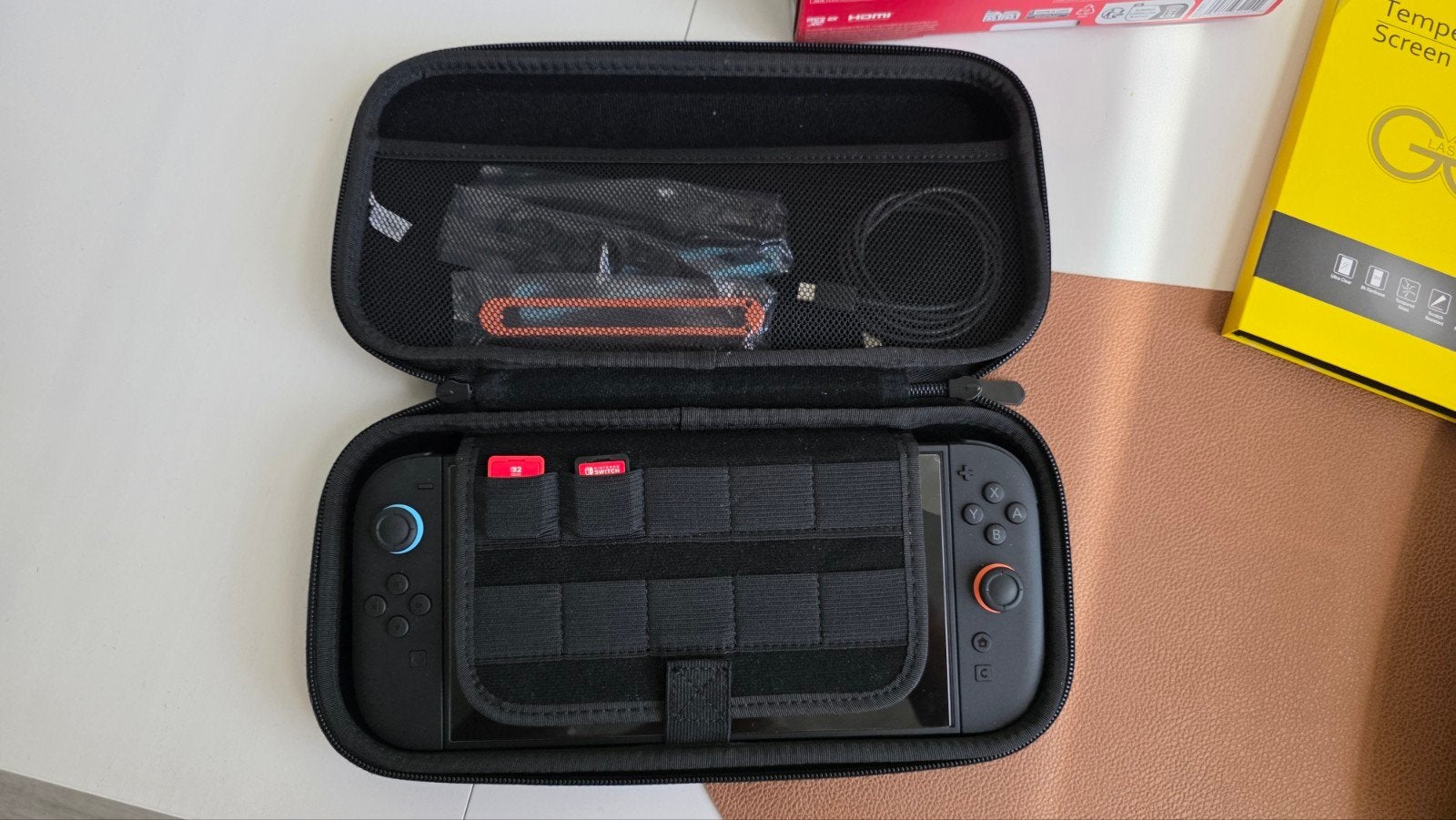 Nintendo Switch 2 + Bundle and small travel case and XL Bag, Met games, Nieuw, Ophalen of Verzenden, Switch Original