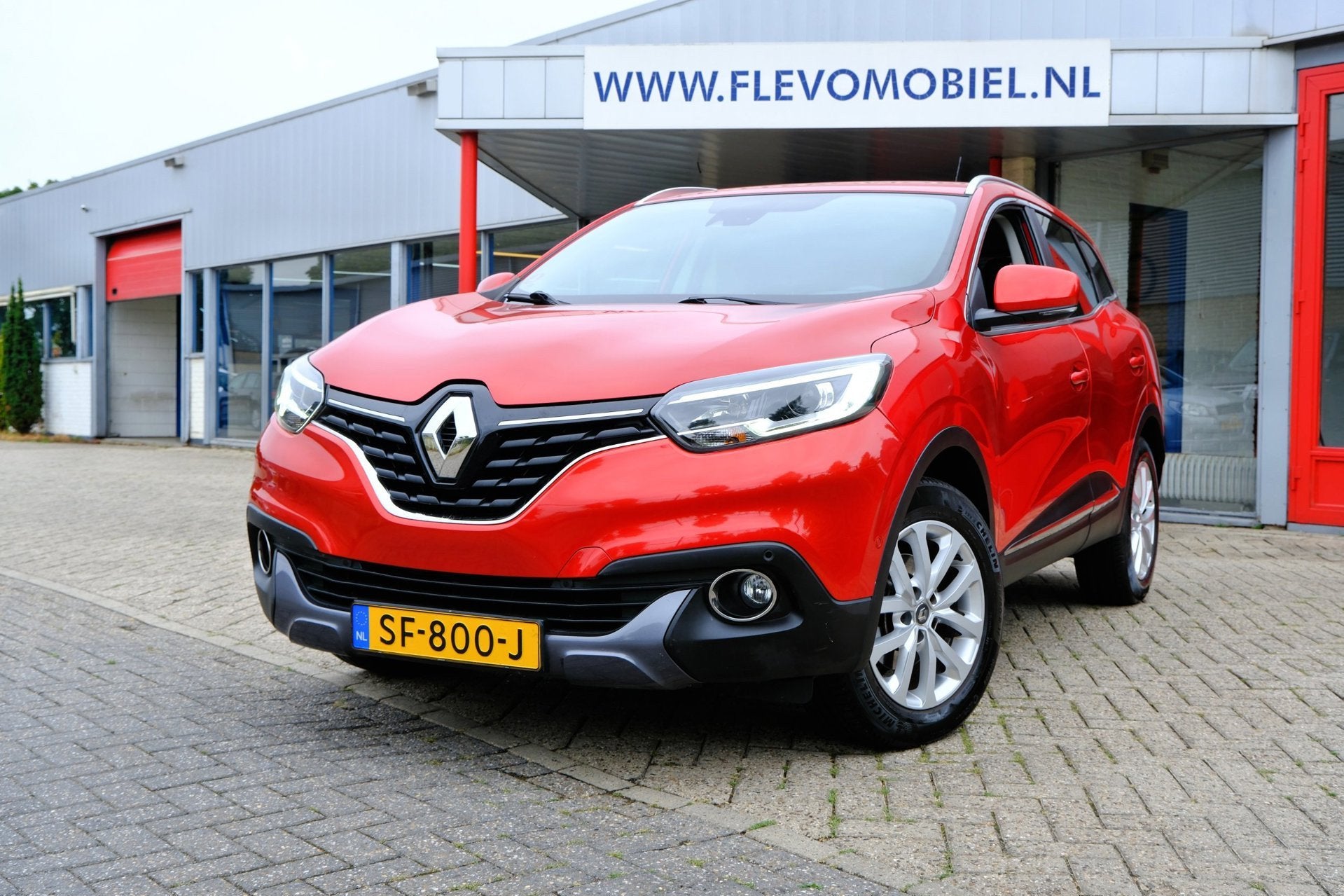 Renault Kadjar 1.2 TCe Intens Navi|1e Eig|Half Leder|ParkAss, Auto's, Voorwielaandrijving, Euro 6, 4 cilinders, Leder en Stof