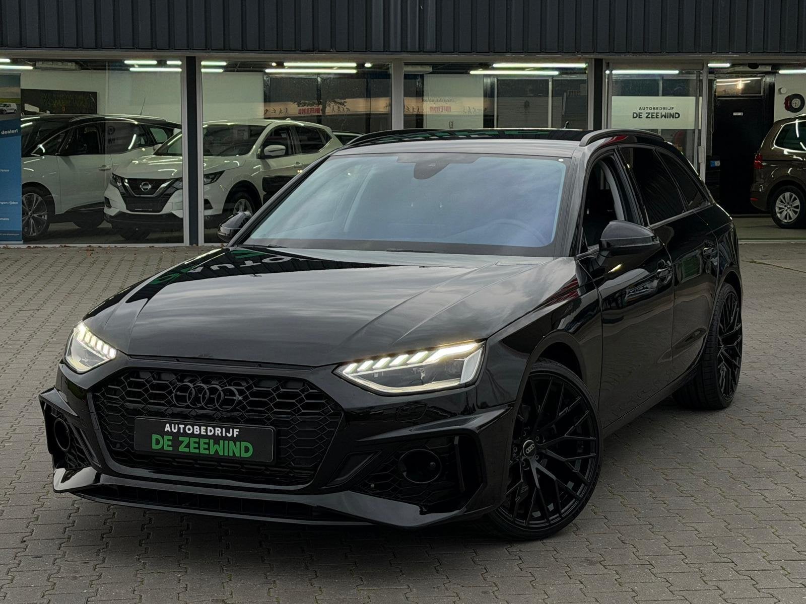 Audi A4 Avant 35 TFSI RS4 Look| Sport | Black on Black, Auto's, Gebruikt, Zwart, 4 cilinders, A4