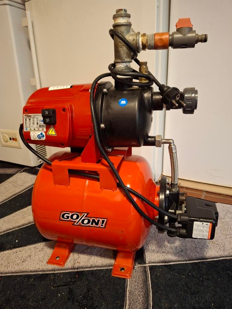Hydrofoor / Tuinpomp Alles erop en eraan., Ophalen, Zo goed als nieuw, Overige typen