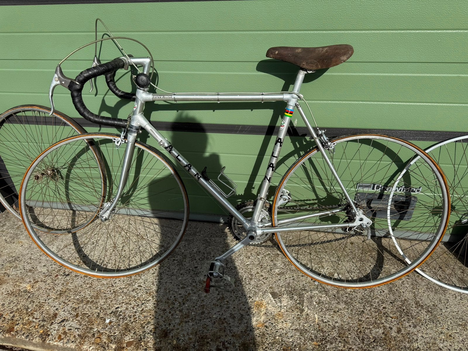 Vintage ALAN Competizione racefiets – Campagnolo / Cinelli, Fietsen en Brommers, 28 inch, Gebruikt, 10 tot 15 versnellingen, Velgrem