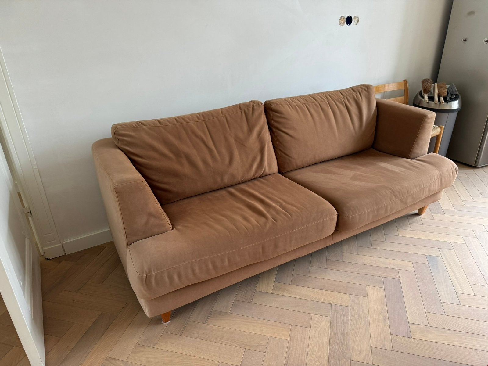 Suede bank gratis op te halen, Huis en Inrichting, Ophalen, Zo goed als nieuw, 75 tot 100 cm