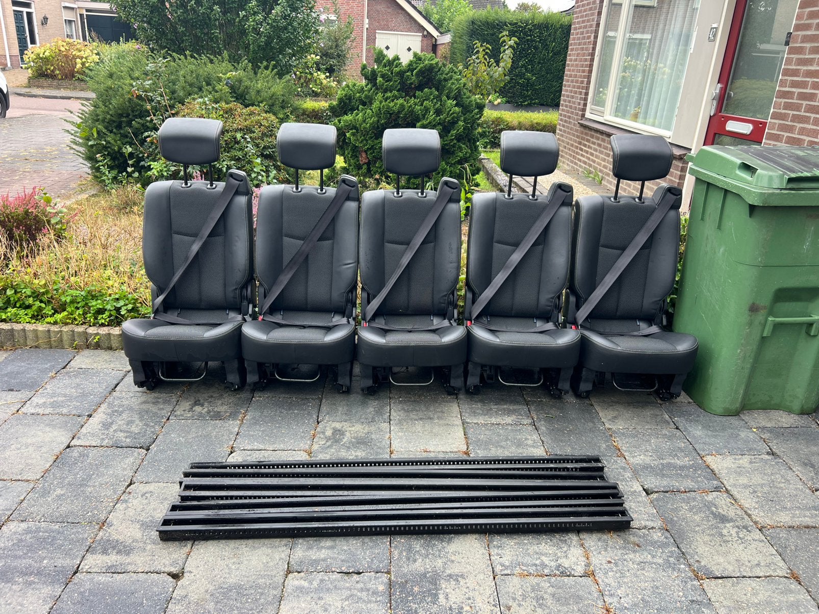 5 half leren camper cabinestoelen ingebouwde 3p gordel isofi, Ophalen, Zo goed als nieuw