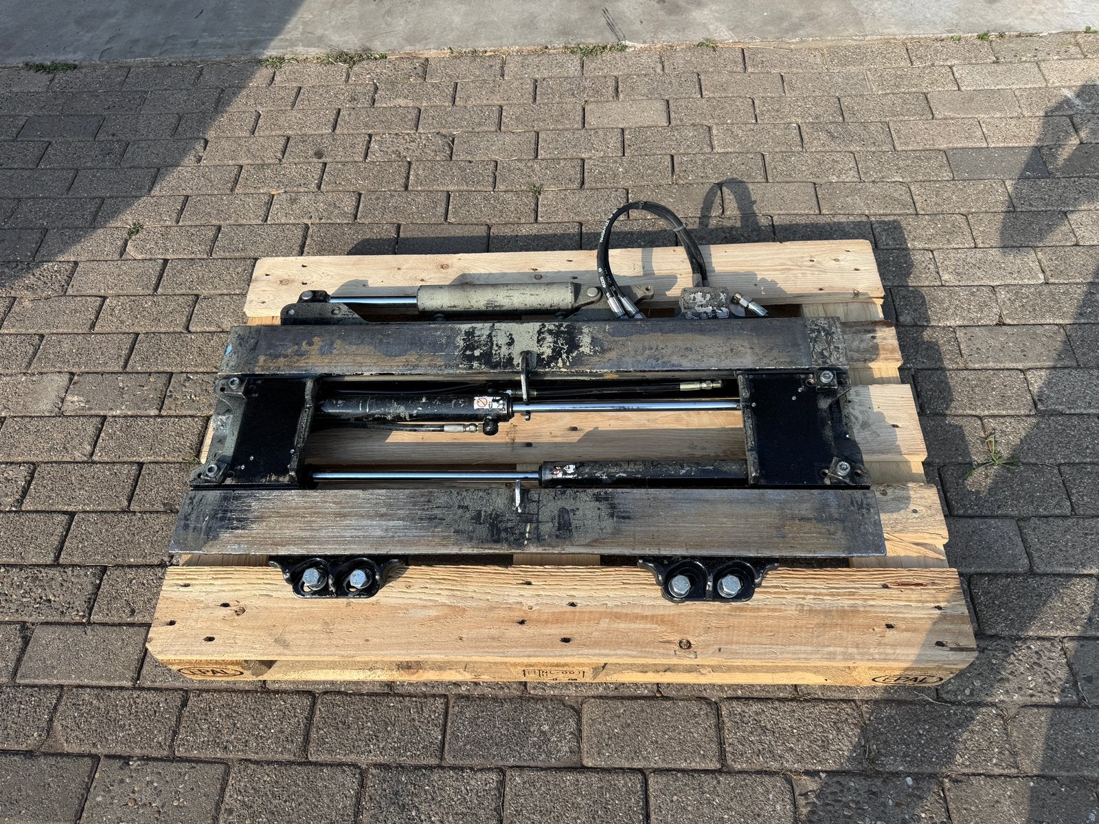 Cascade FEM 2 vorkenspreider sideshift 2500Kg, Ophalen, Zo goed als nieuw