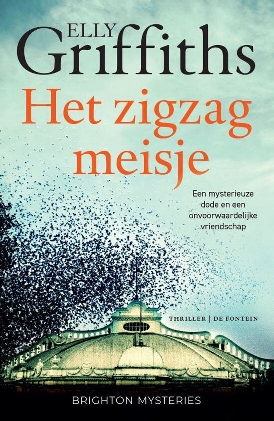 3 titels van Elly Griffiths van de Brighton Mysteries, Boeken, Ophalen of Verzenden, Zo goed als nieuw